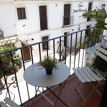 Impressive Apartment With 3 Bedrooms Metres From The Beach Естепона Екстер'єр фото